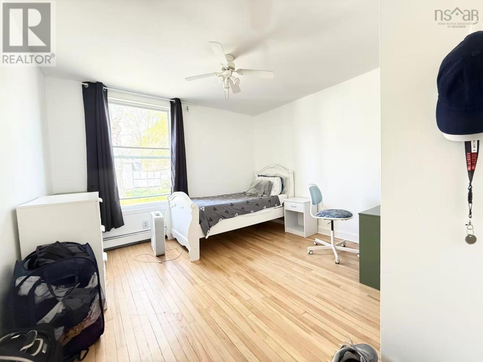 2181-2185 Harvard Street Property Photo 10