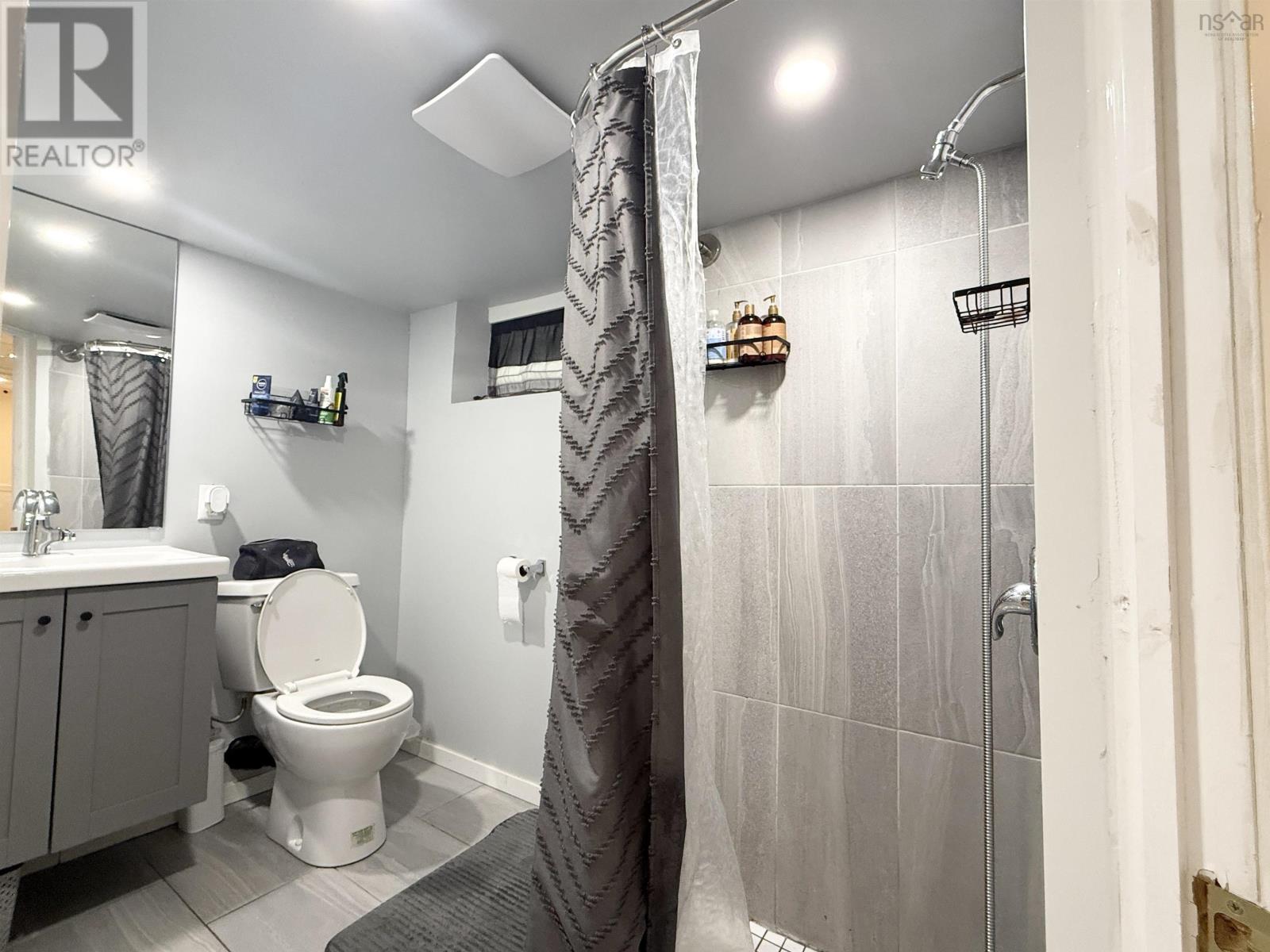 2181-2185 Harvard Street Property Photo 22