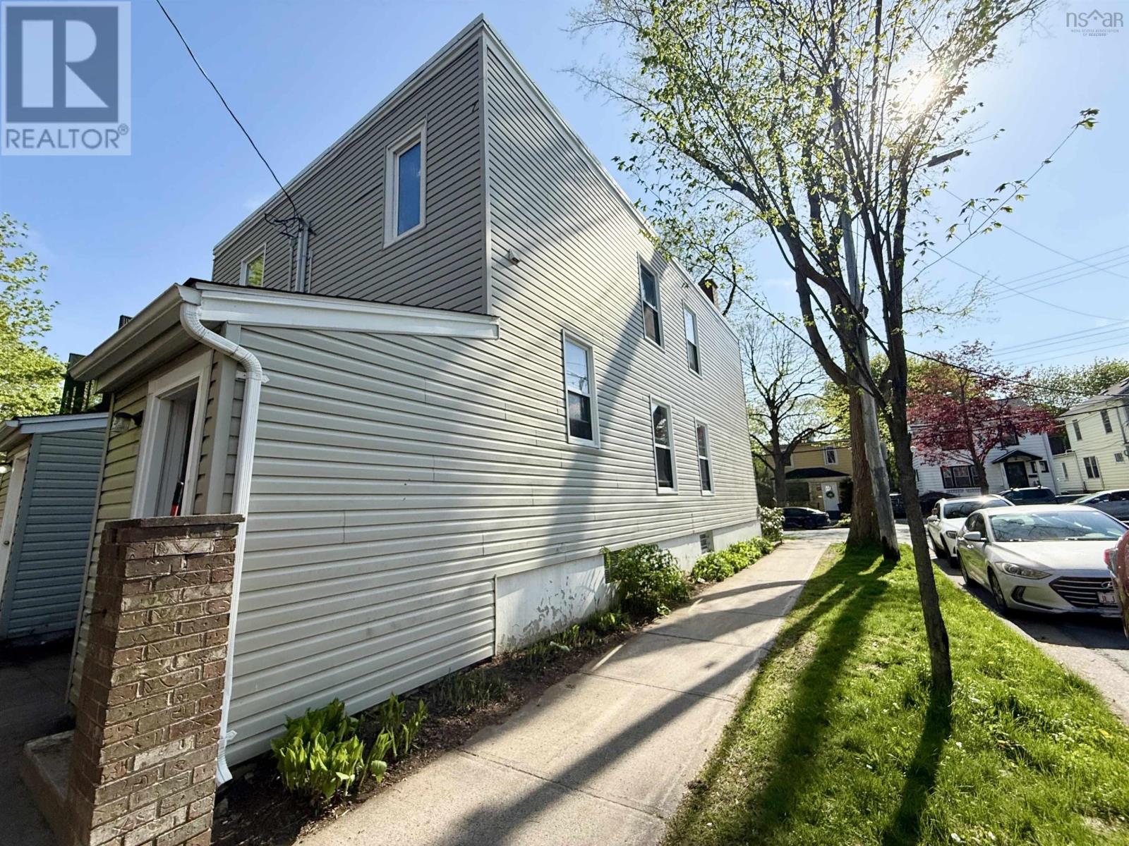 2181-2185 Harvard Street Property Photo 25