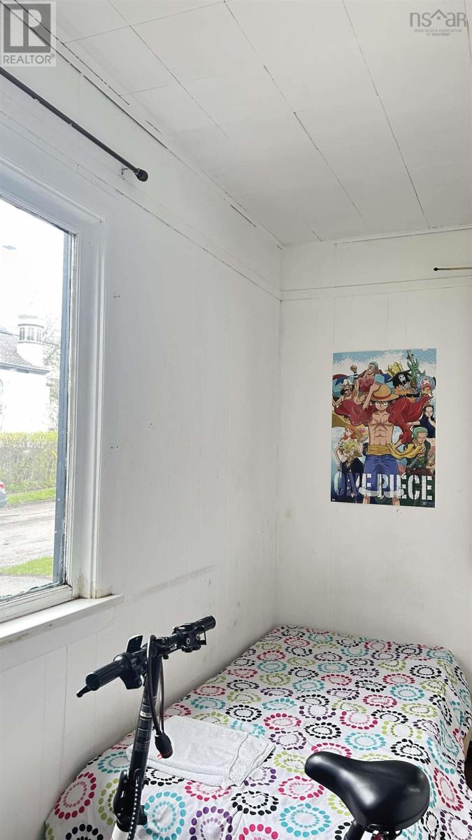 80 Swan Street Property Photo 6