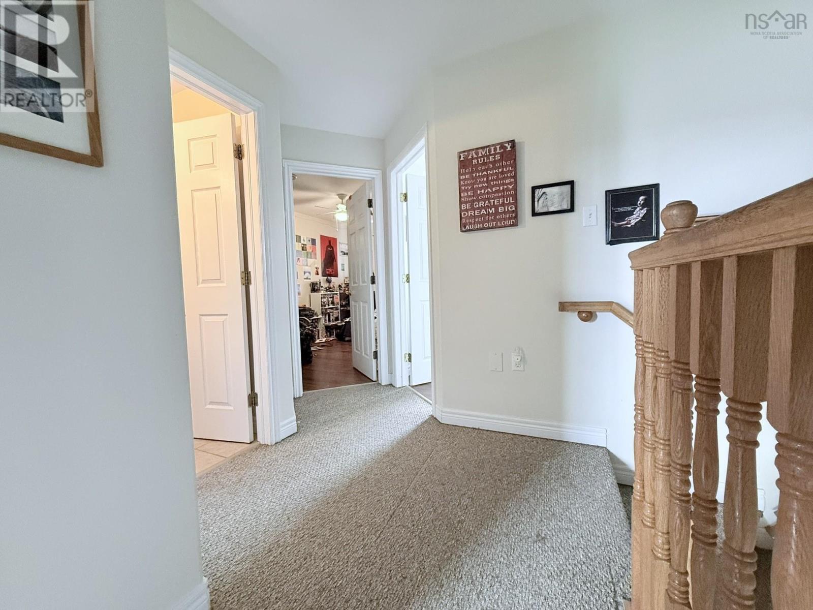 431 Young Street Property Photo 13