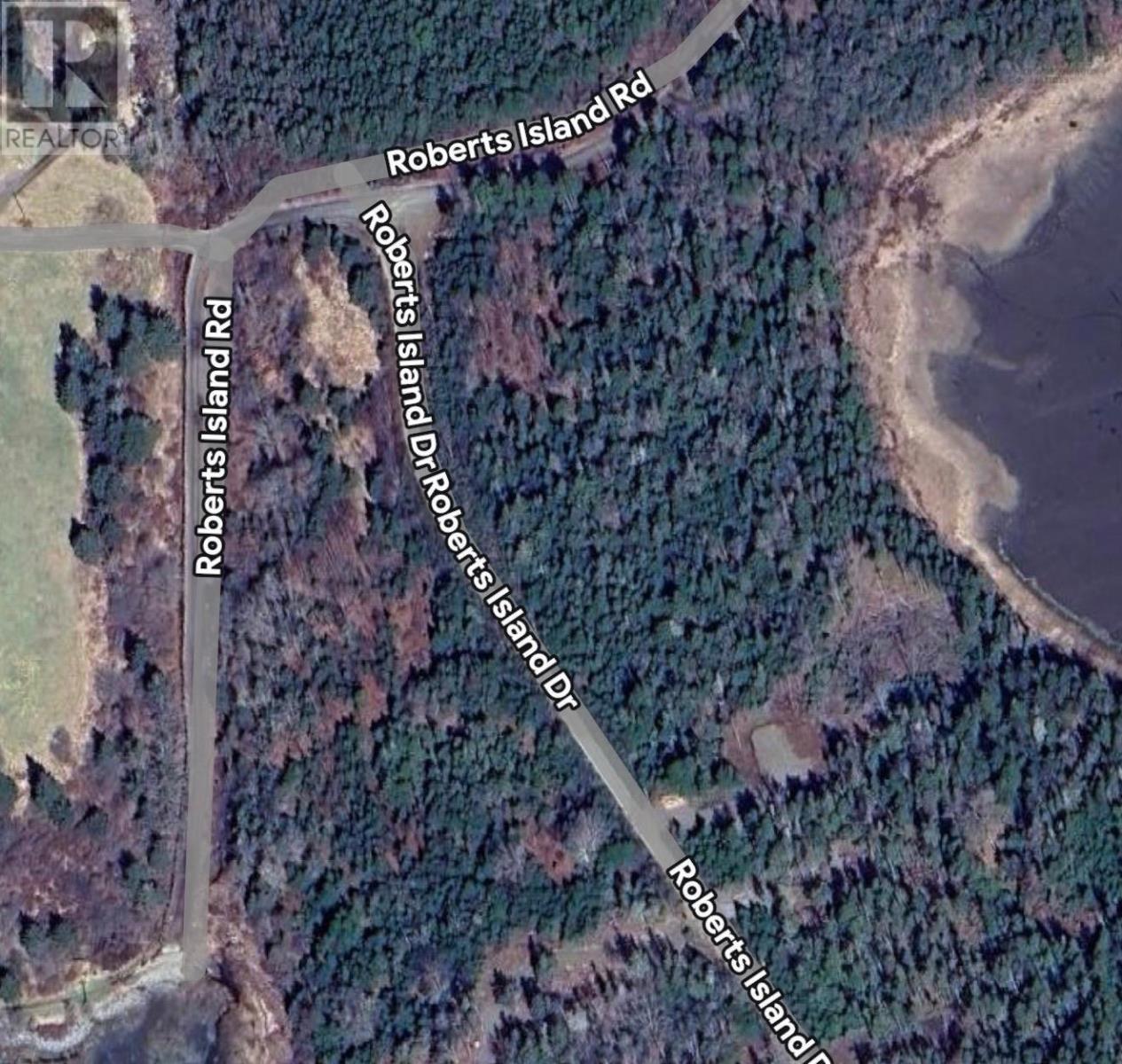 2 Roberts Island Drive Property Photo 3