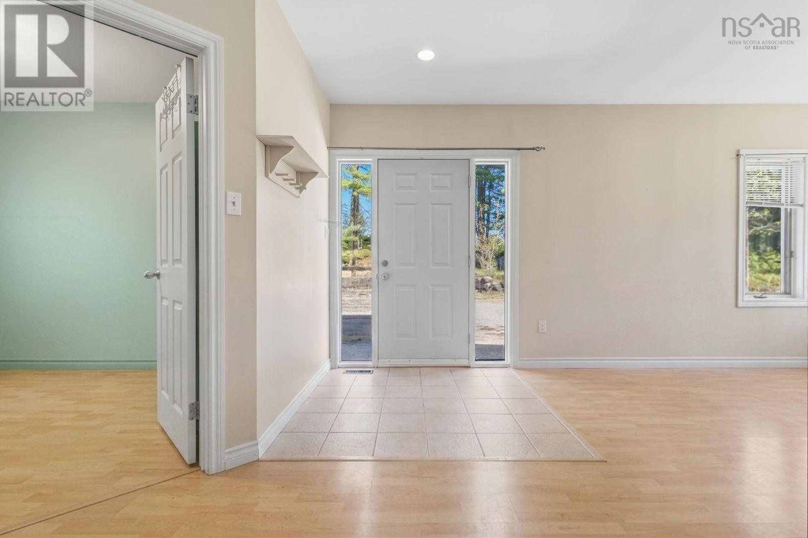 886 Woodstock Road Property Photo 16