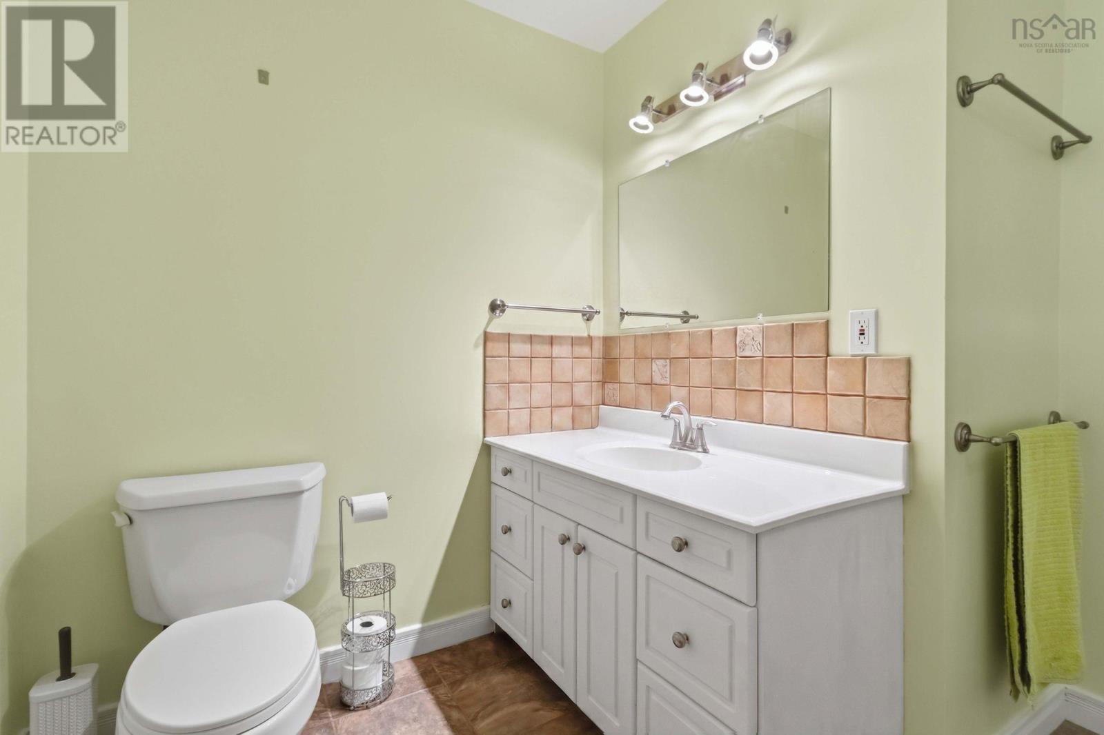 886 Woodstock Road Property Photo 19