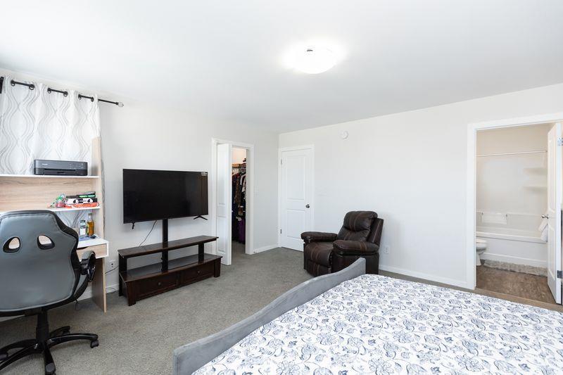 106 Lucerne Place Property Photo 20