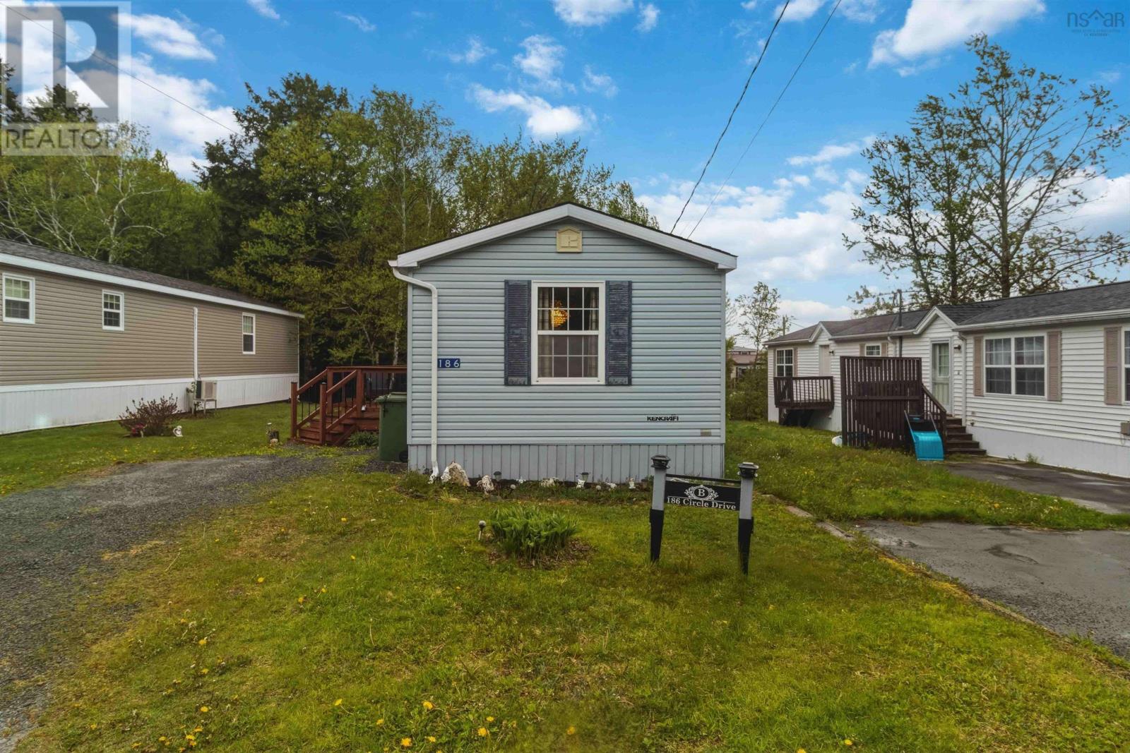 186 Circle Drive Property Photo 1