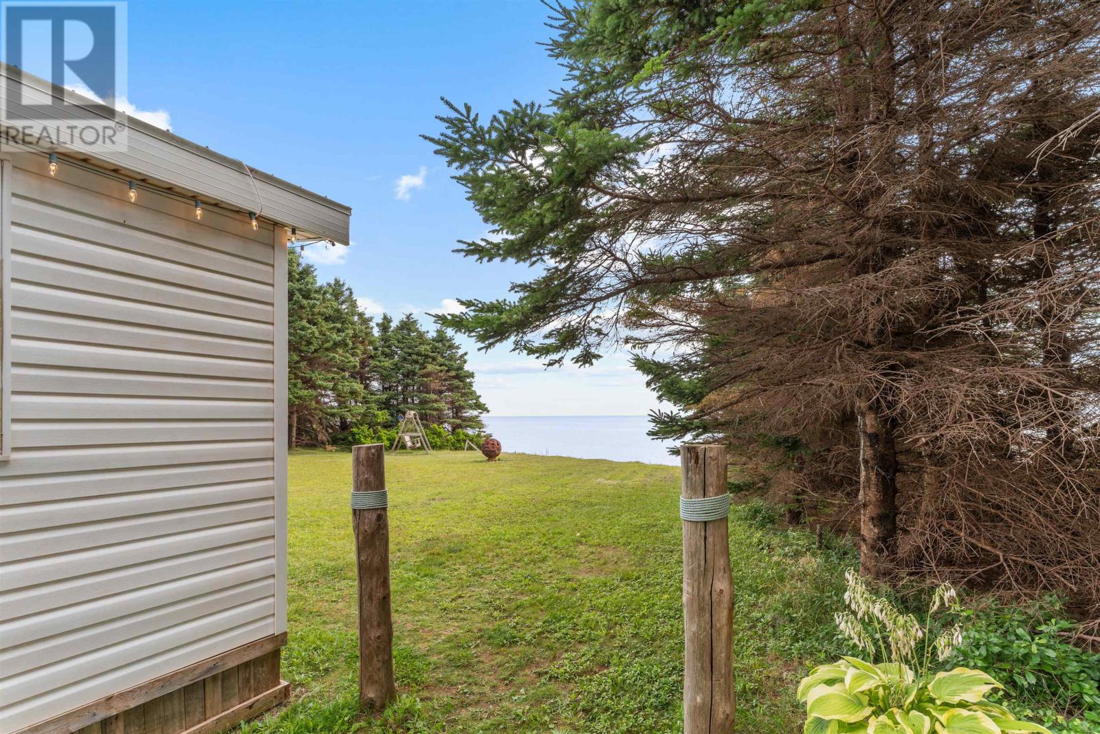 93 Ocean View Crescent Property Photo 30