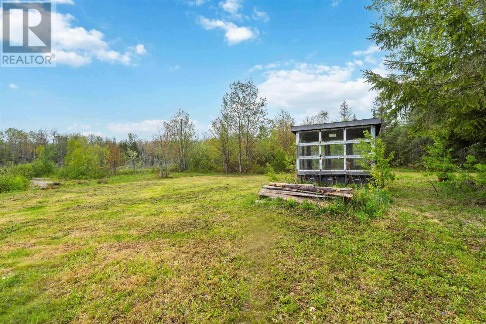 4272 Thorne Road Property Photo 10