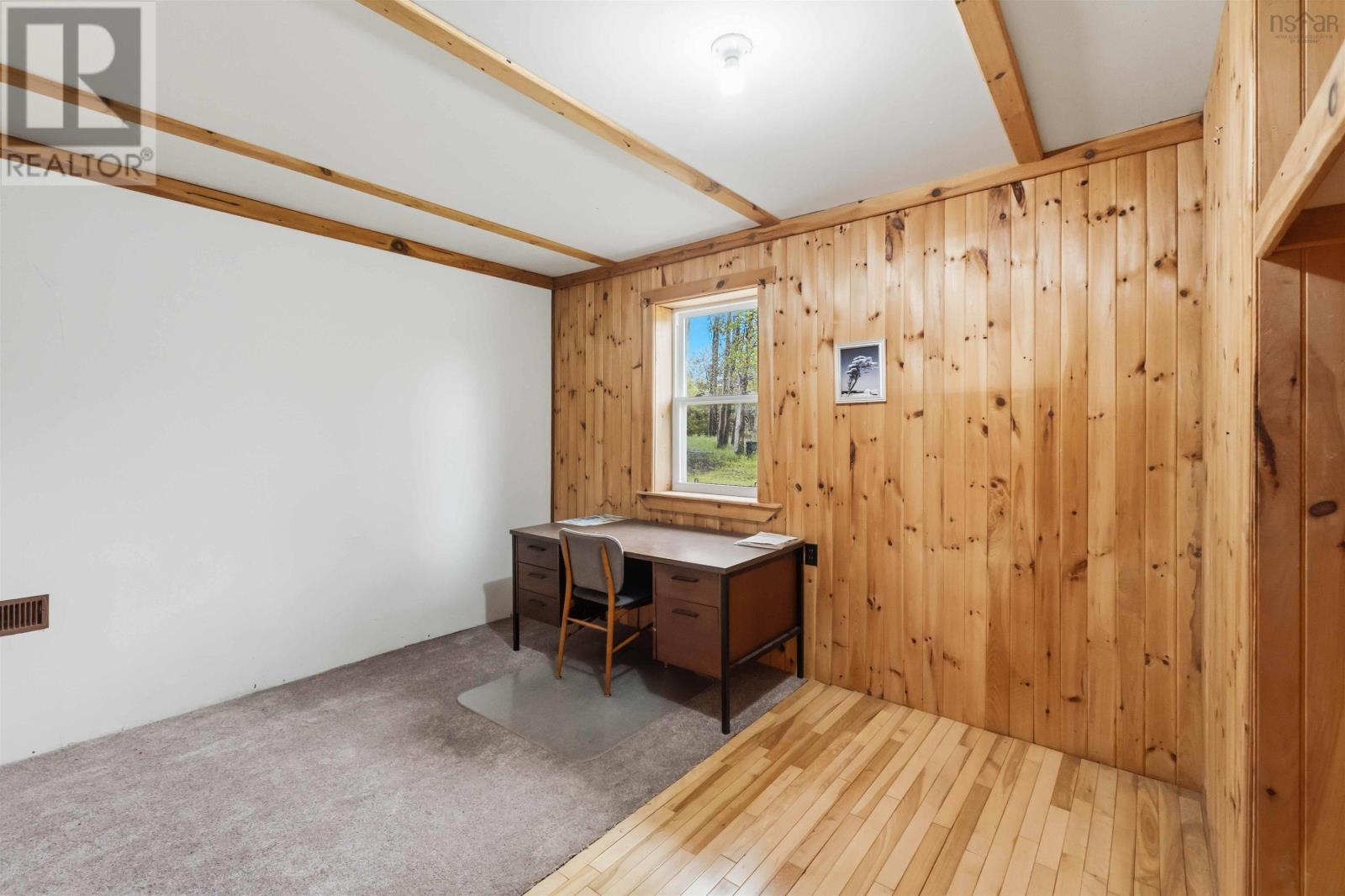 4272 Thorne Road Property Photo 18