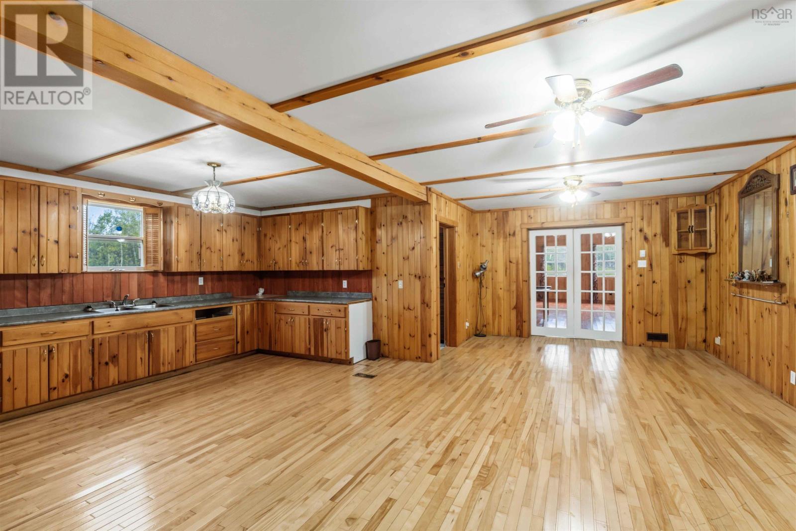 4272 Thorne Road Property Photo 24