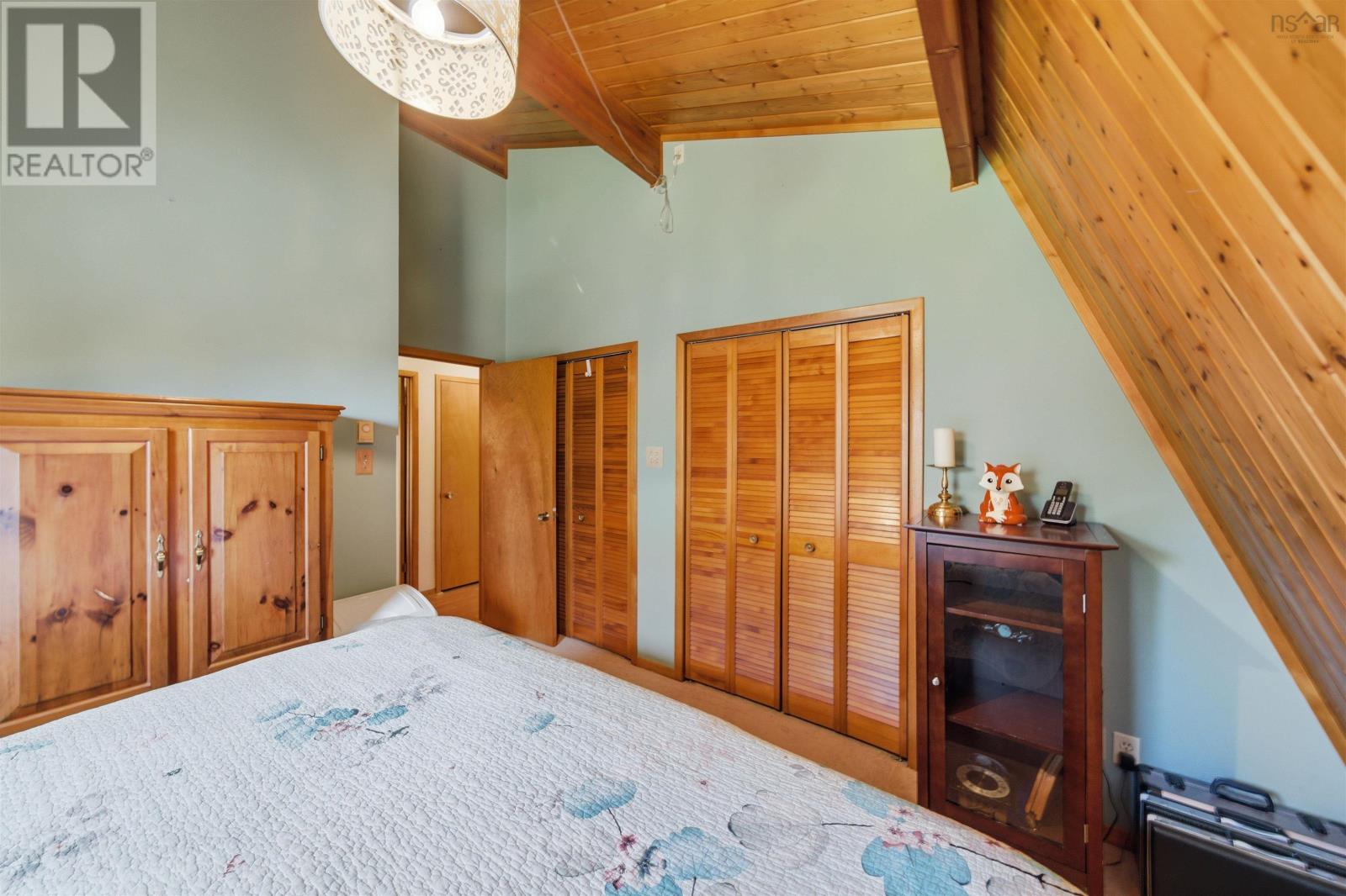 1005 Ketch Harbour Road Property Photo 28