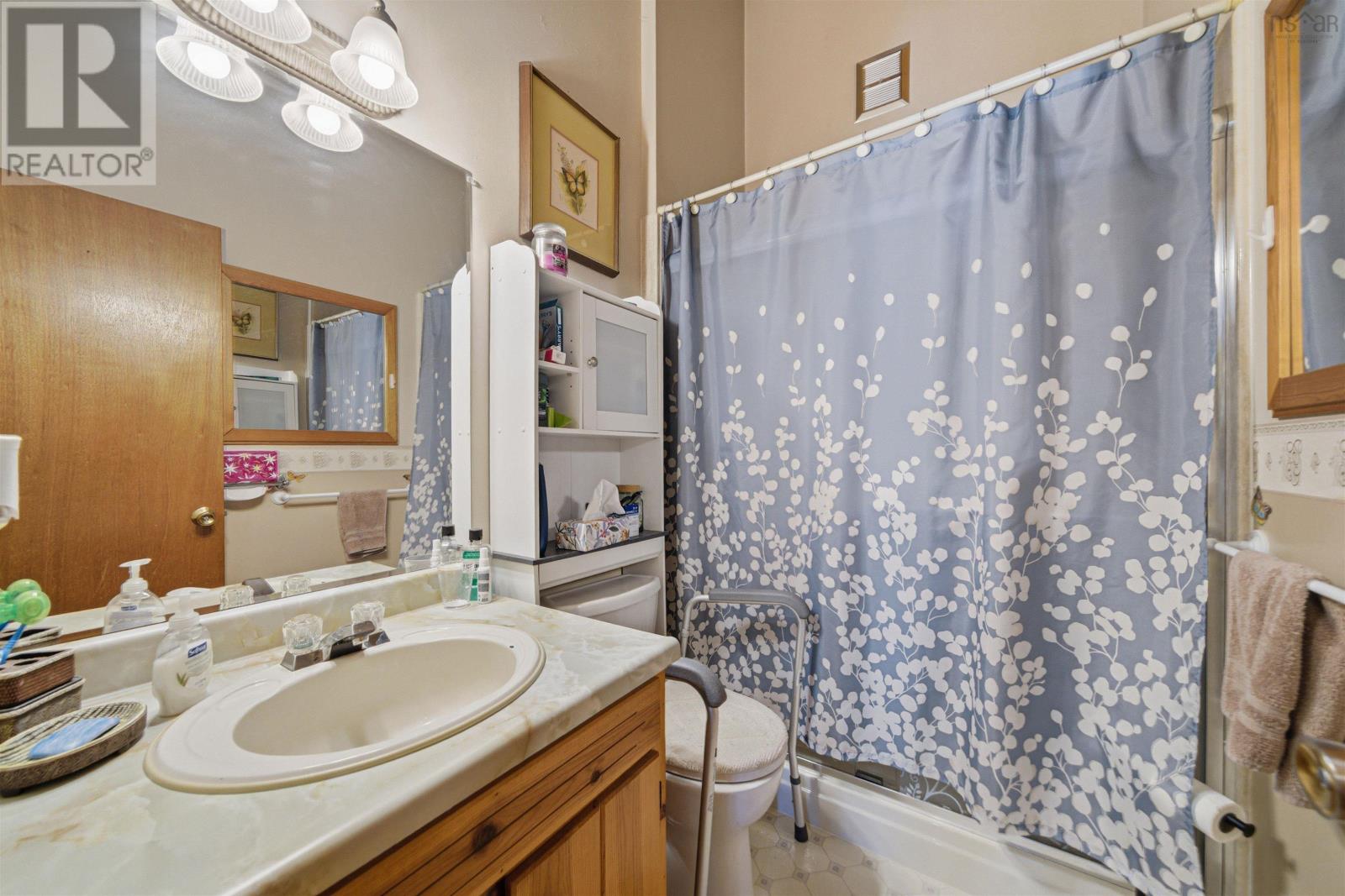 1005 Ketch Harbour Road Property Photo 32