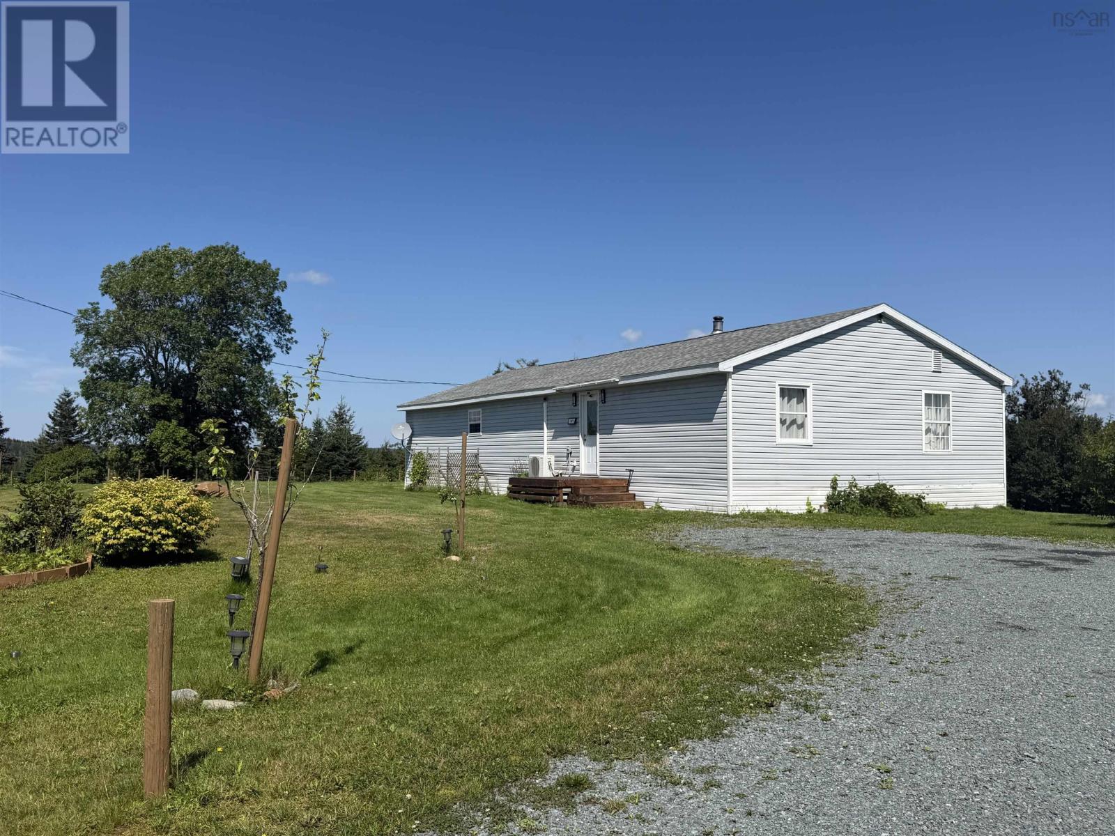 101 Scrivens Road Property Photo 1