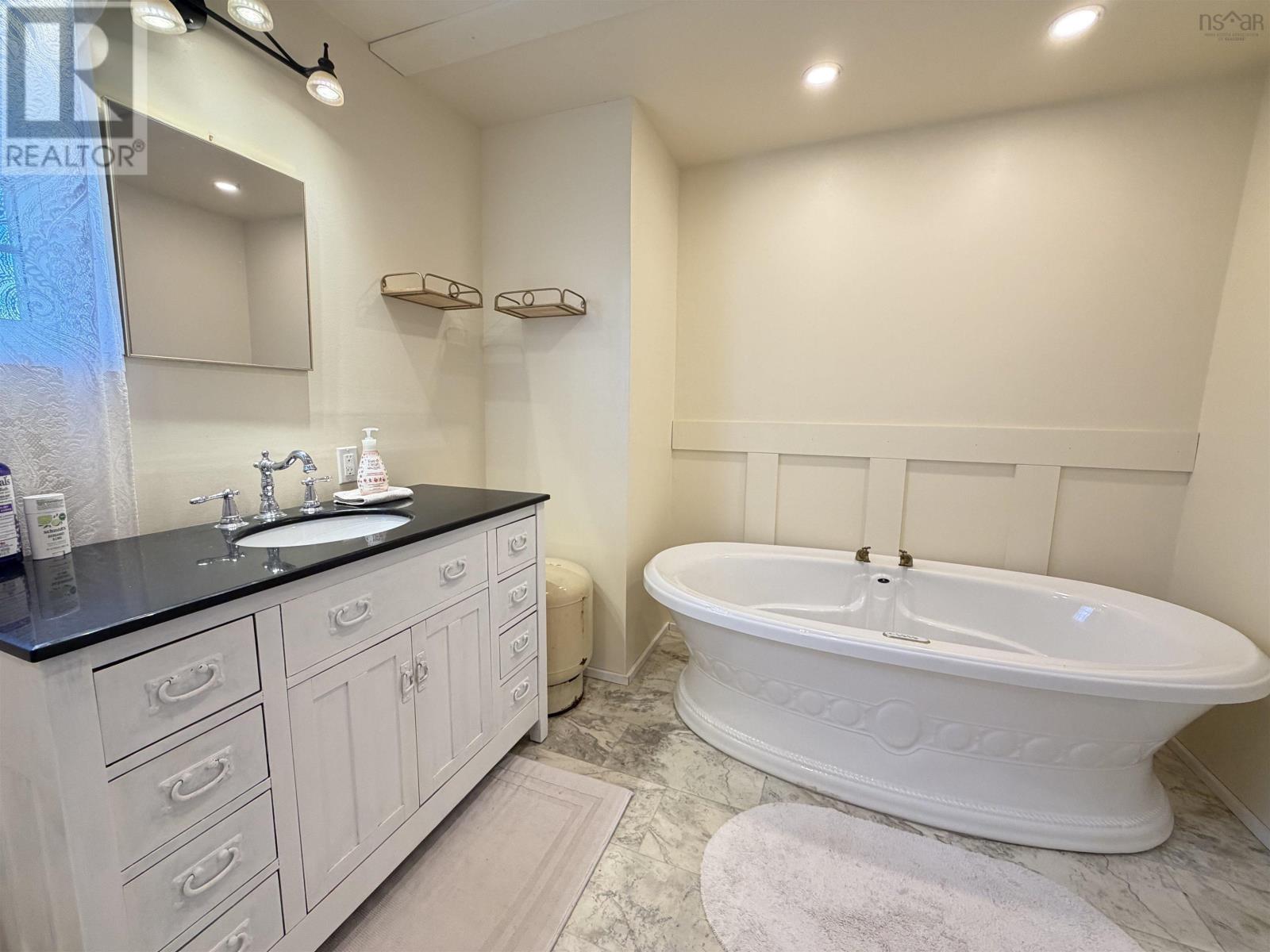 101 Scrivens Road Property Photo 34