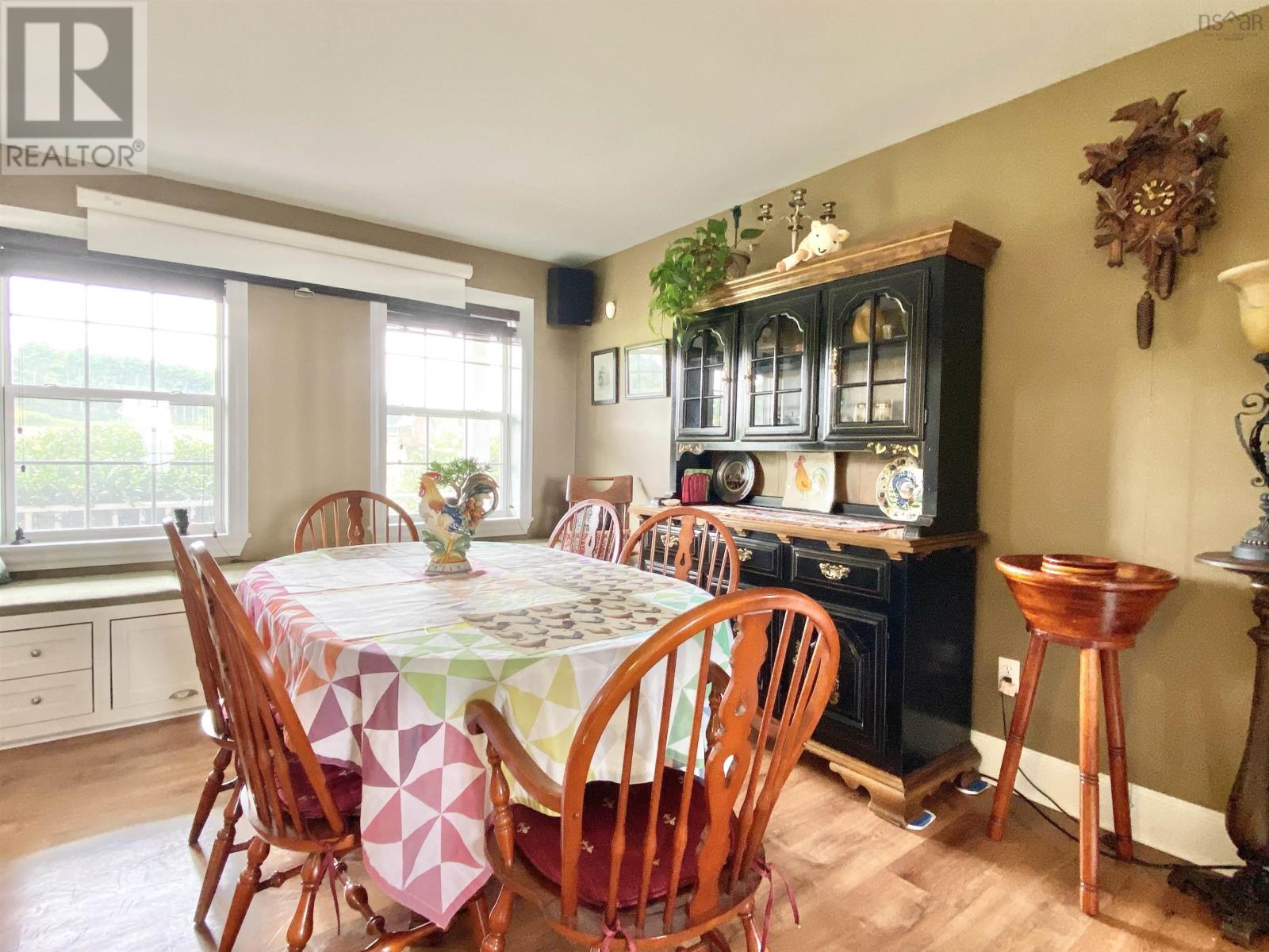 697 Belmont Road Property Photo 16