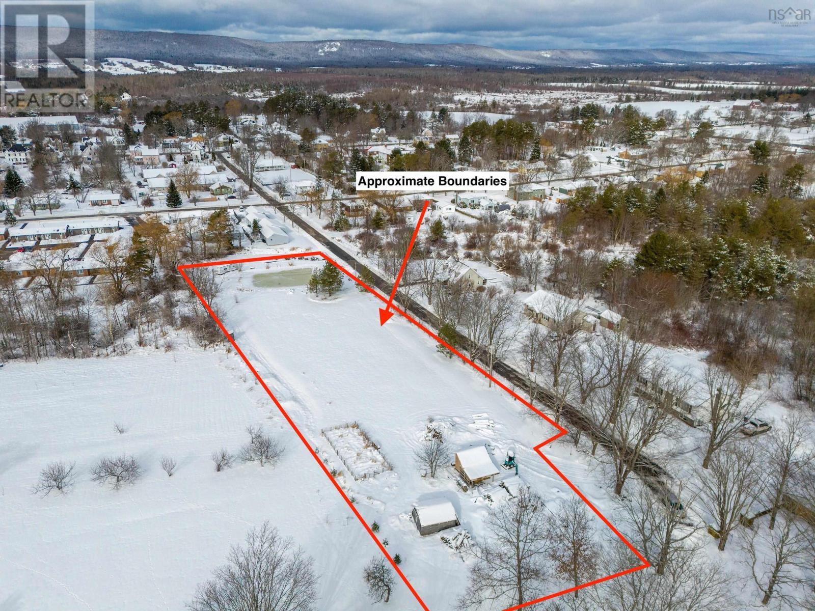 3 Chipman Avenue Property Photo 3