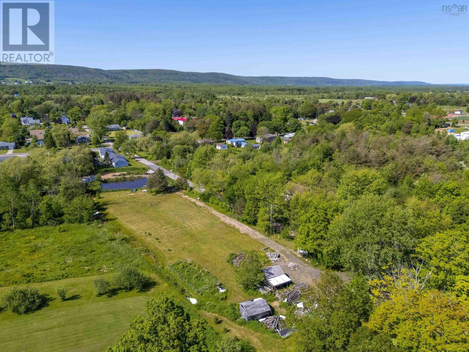 3 Chipman Avenue Property Photo 8