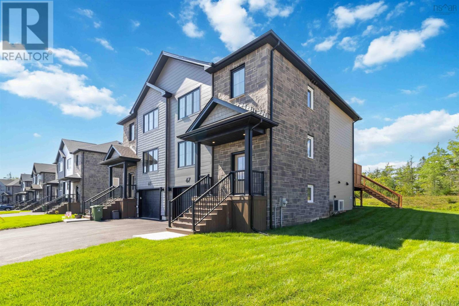 L043B 67 Lew Crescent