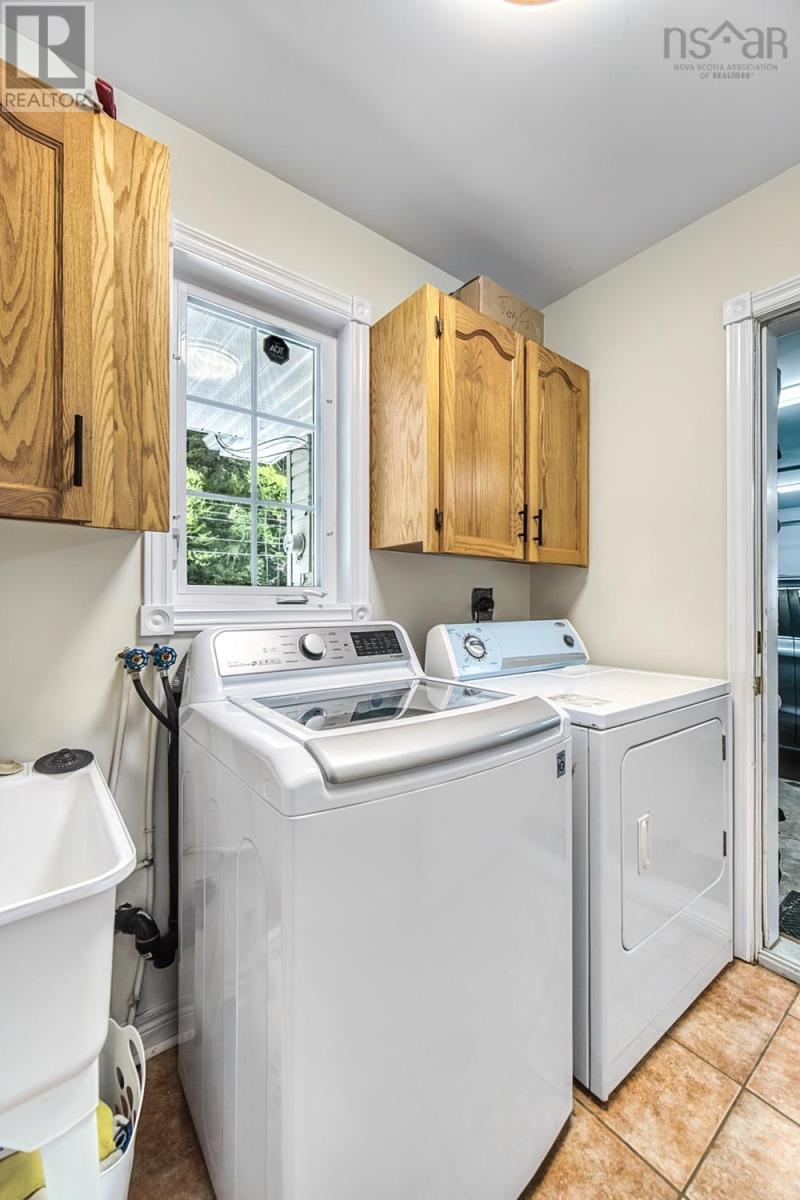 111 River Drive Property Photo 37