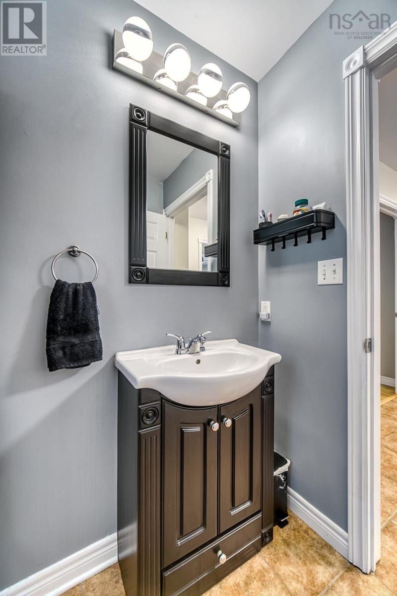 111 River Drive Property Photo 40