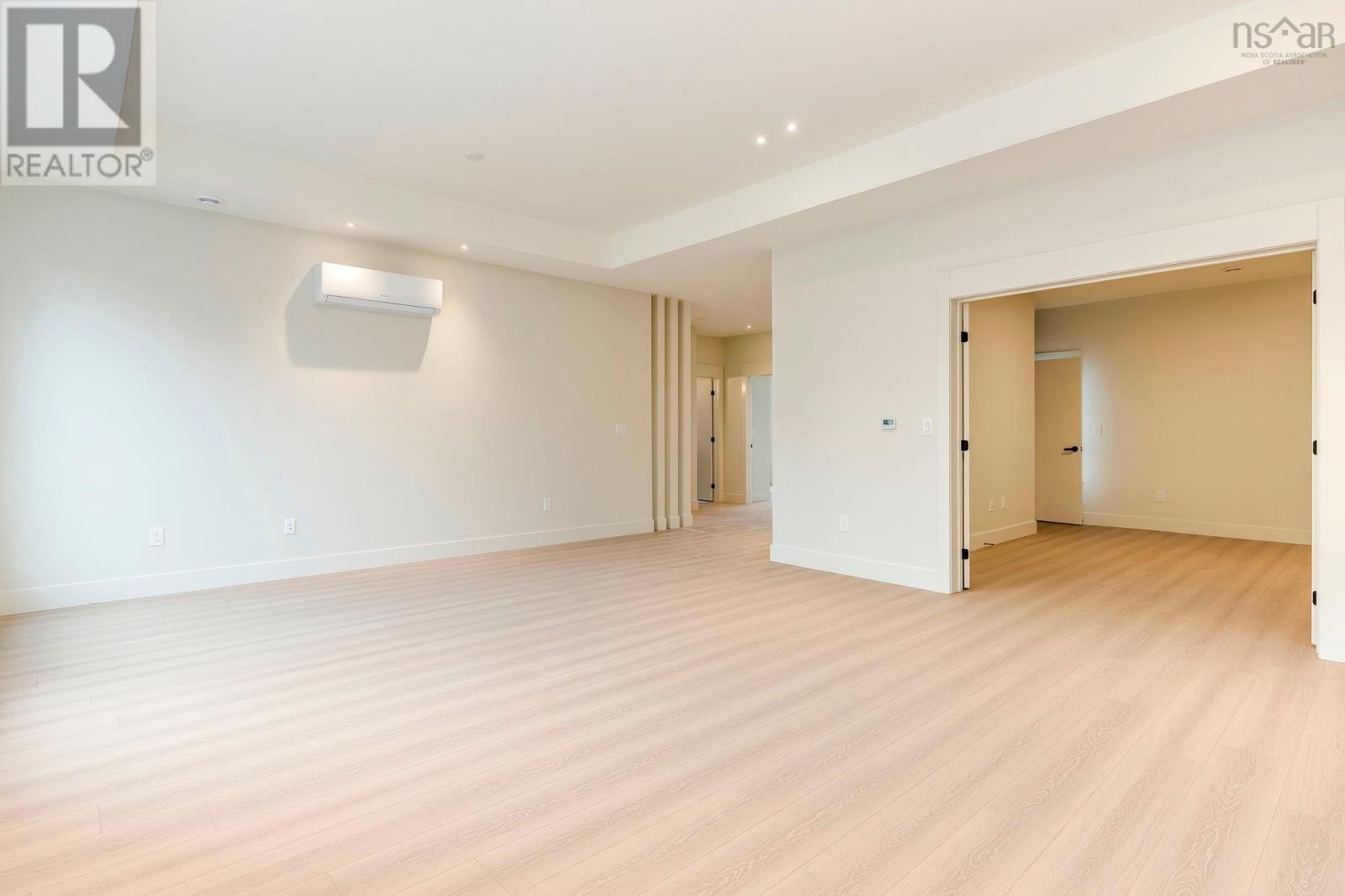 5019 418 Zaffre Drive Property Photo 18