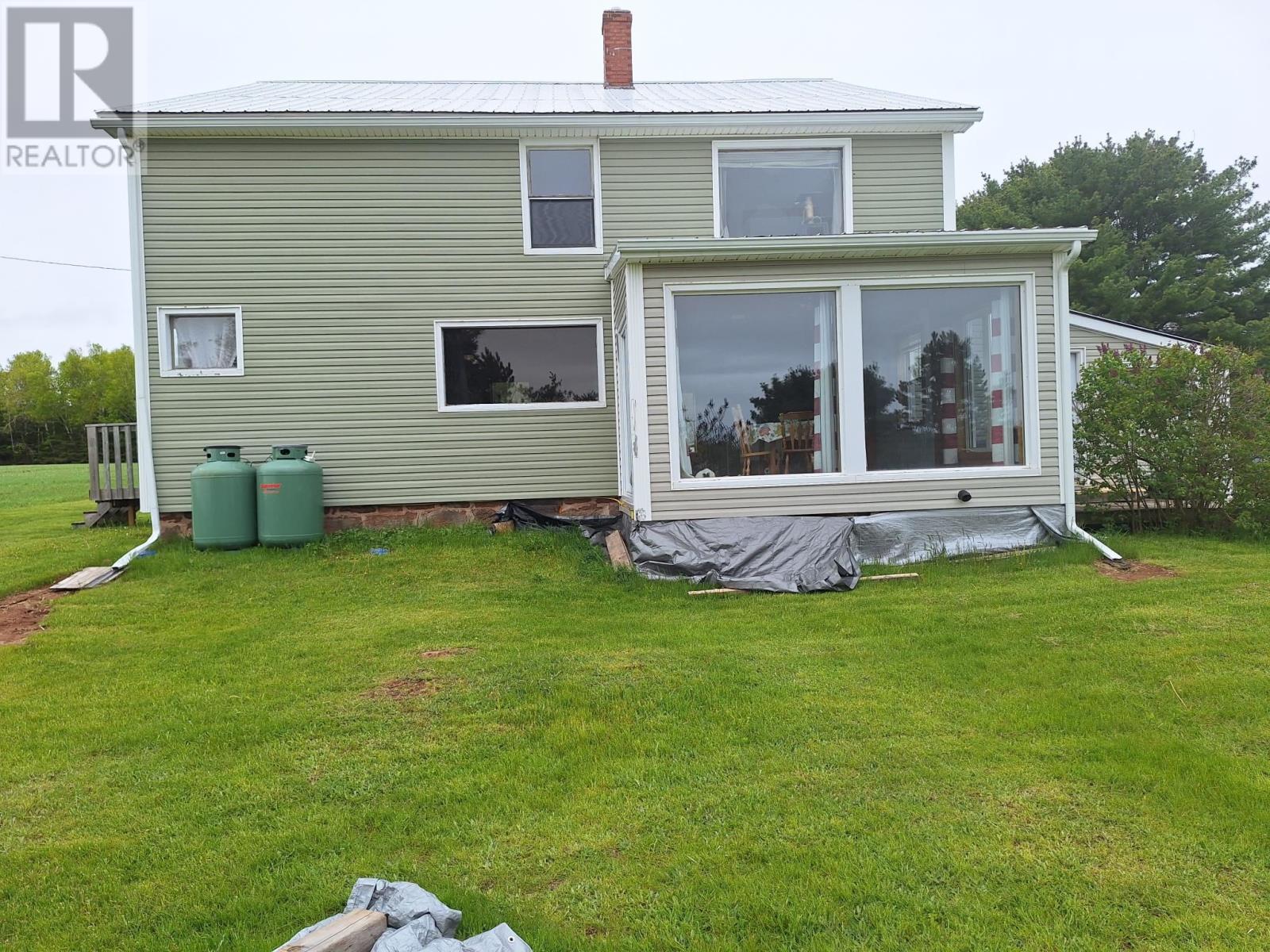 982 Culloden Road Property Photo 6