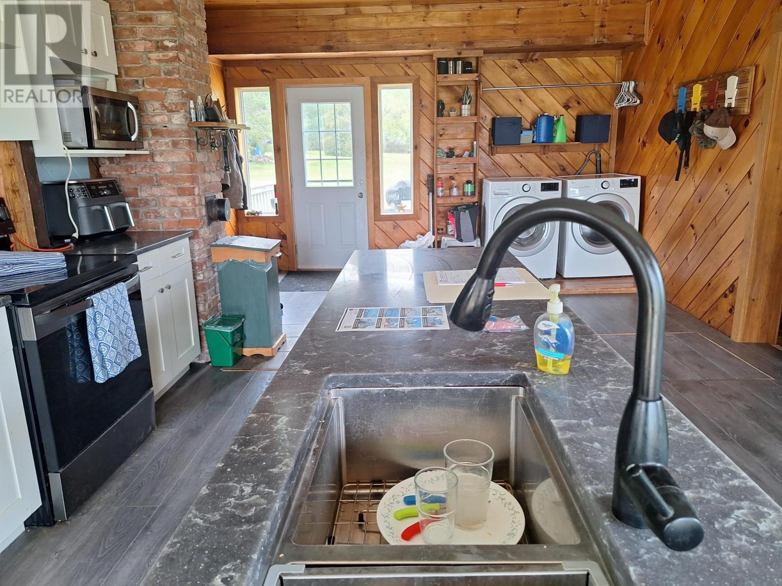 982 Culloden Road Property Photo 18