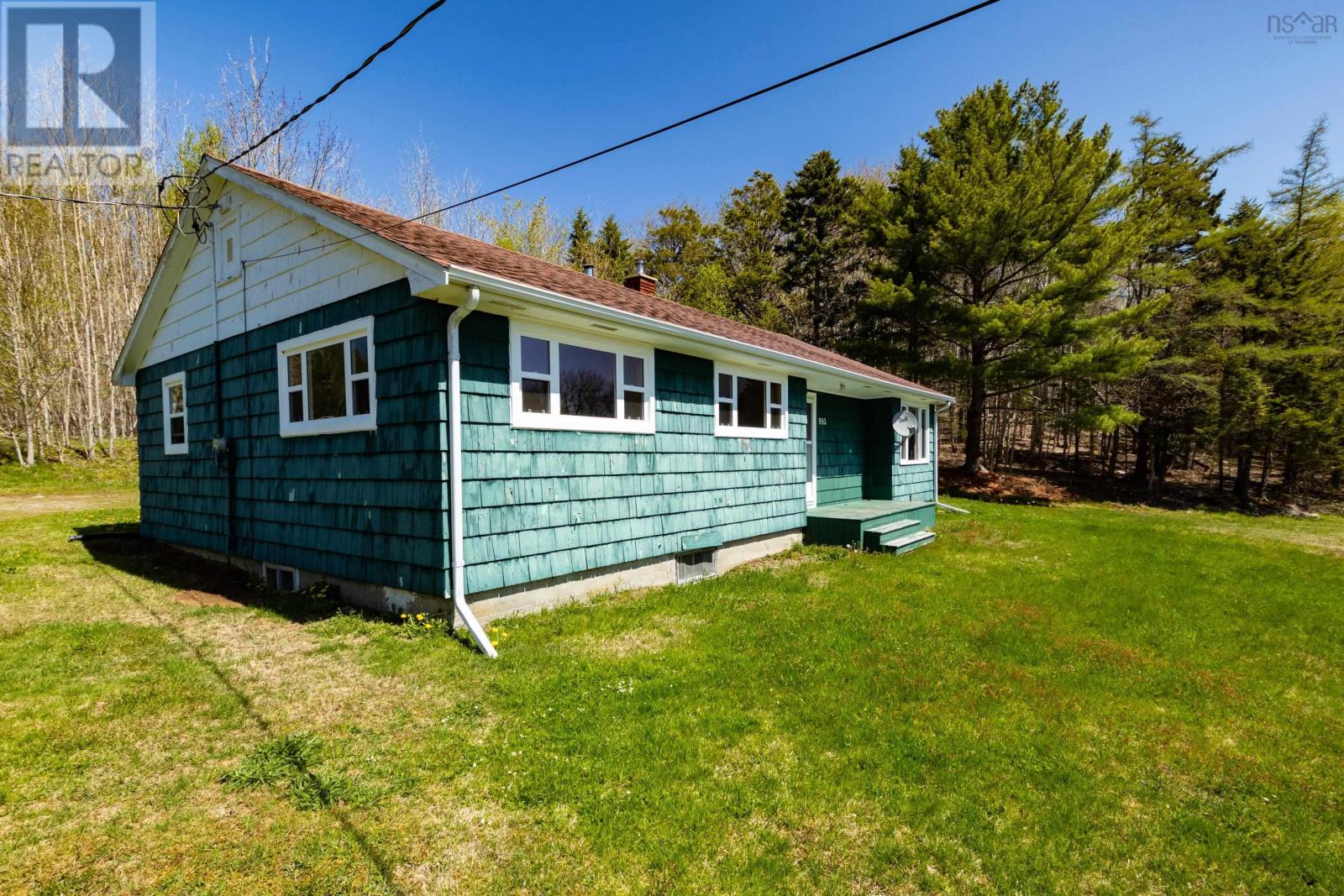 983 Bangor Rd Property Photo 4