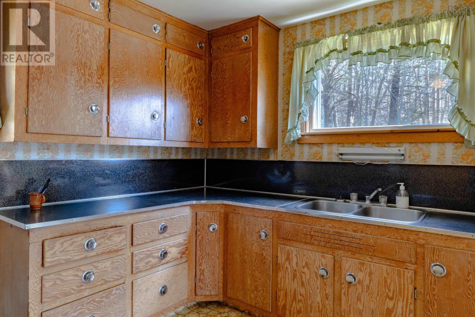 983 Bangor Rd Property Photo 13
