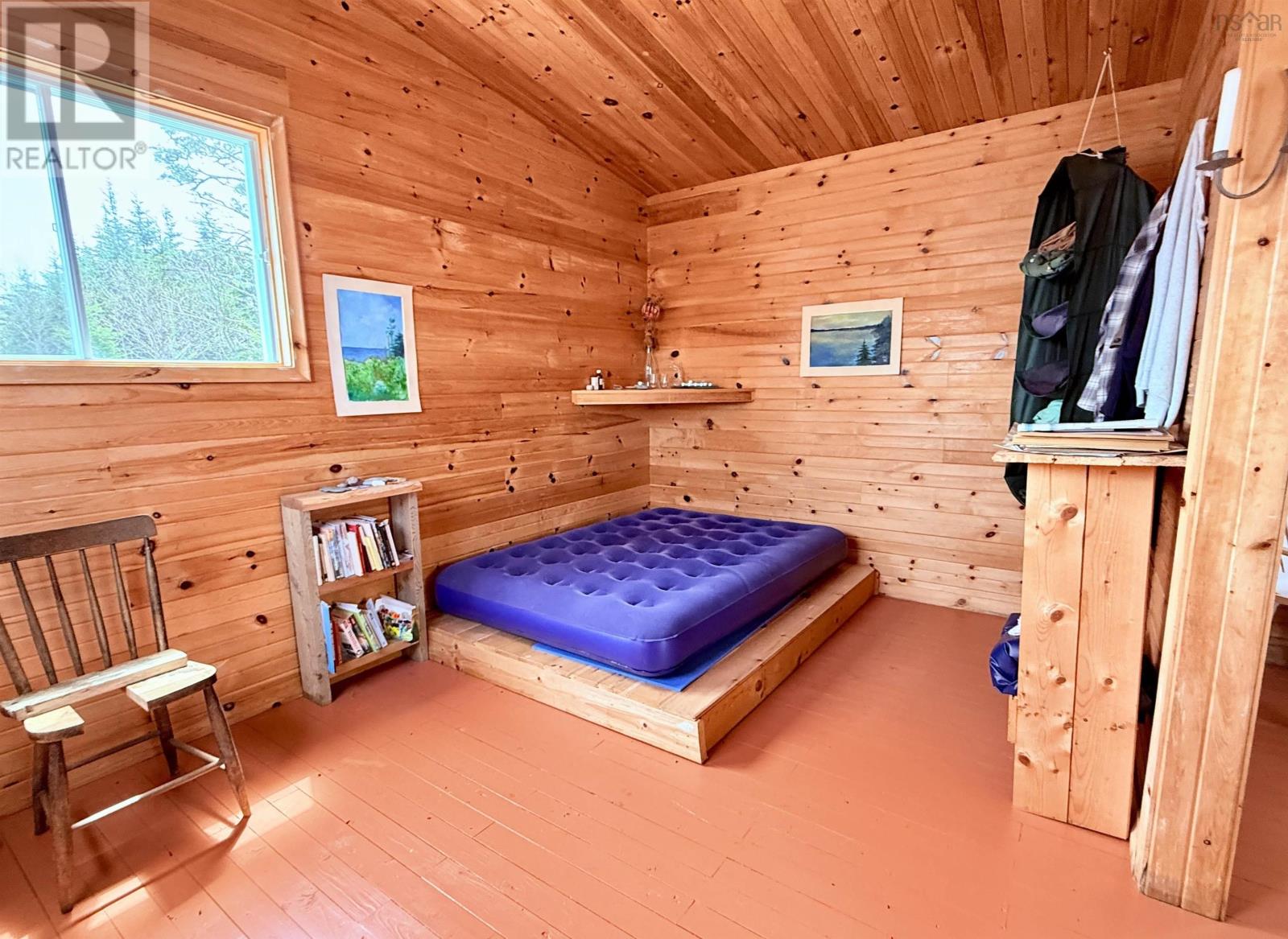 Hartlings Island Property Photo 12