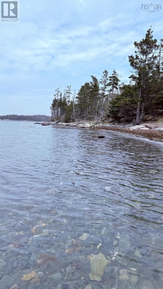 Hartlings Island Property Photo 23