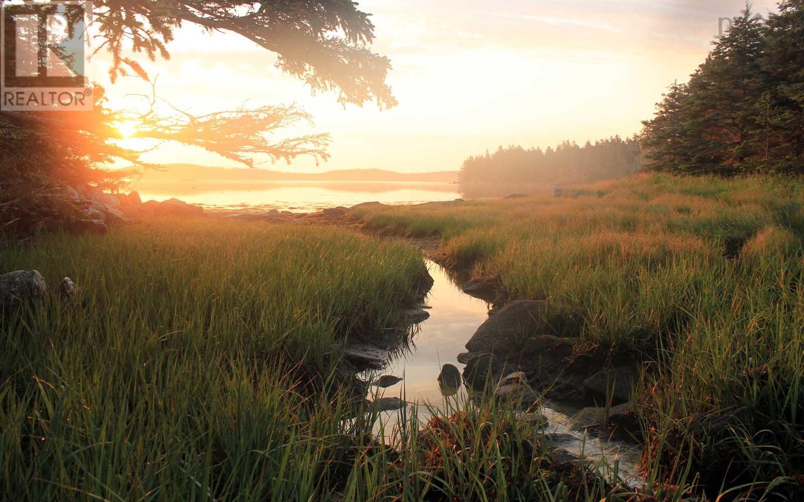 Hartlings Island Property Photo 30