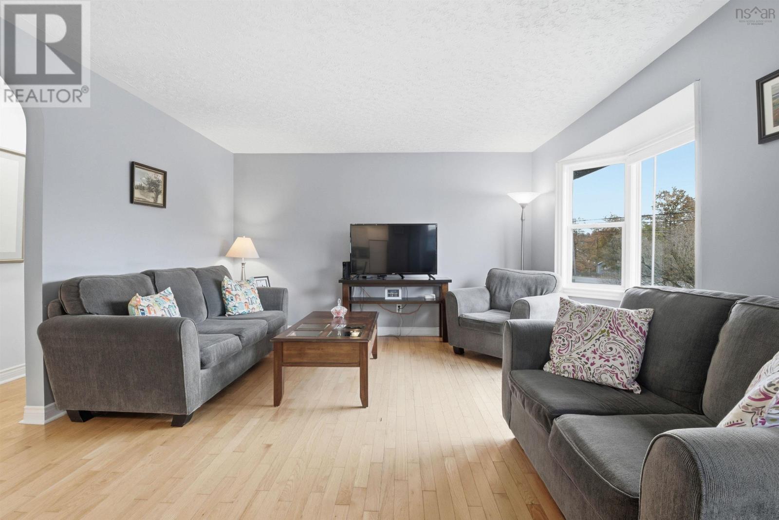 643 Highway 1 Property Photo 18