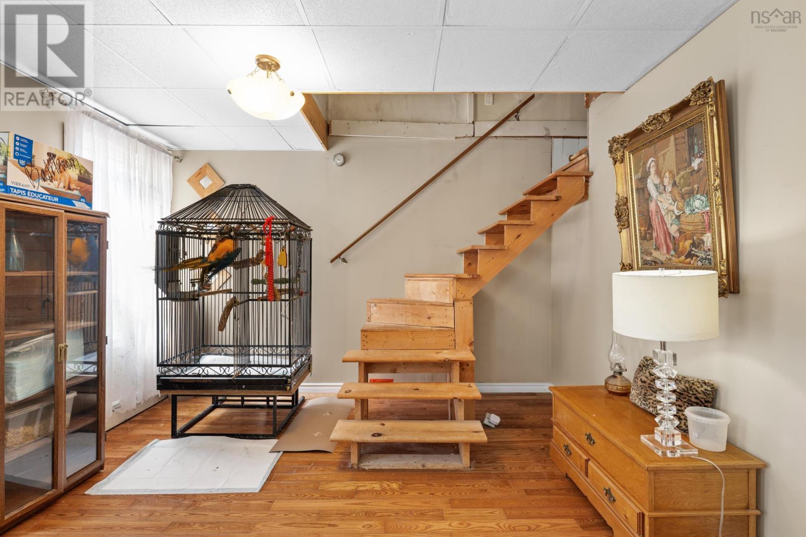 6477 Roslyn Road Property Photo 20