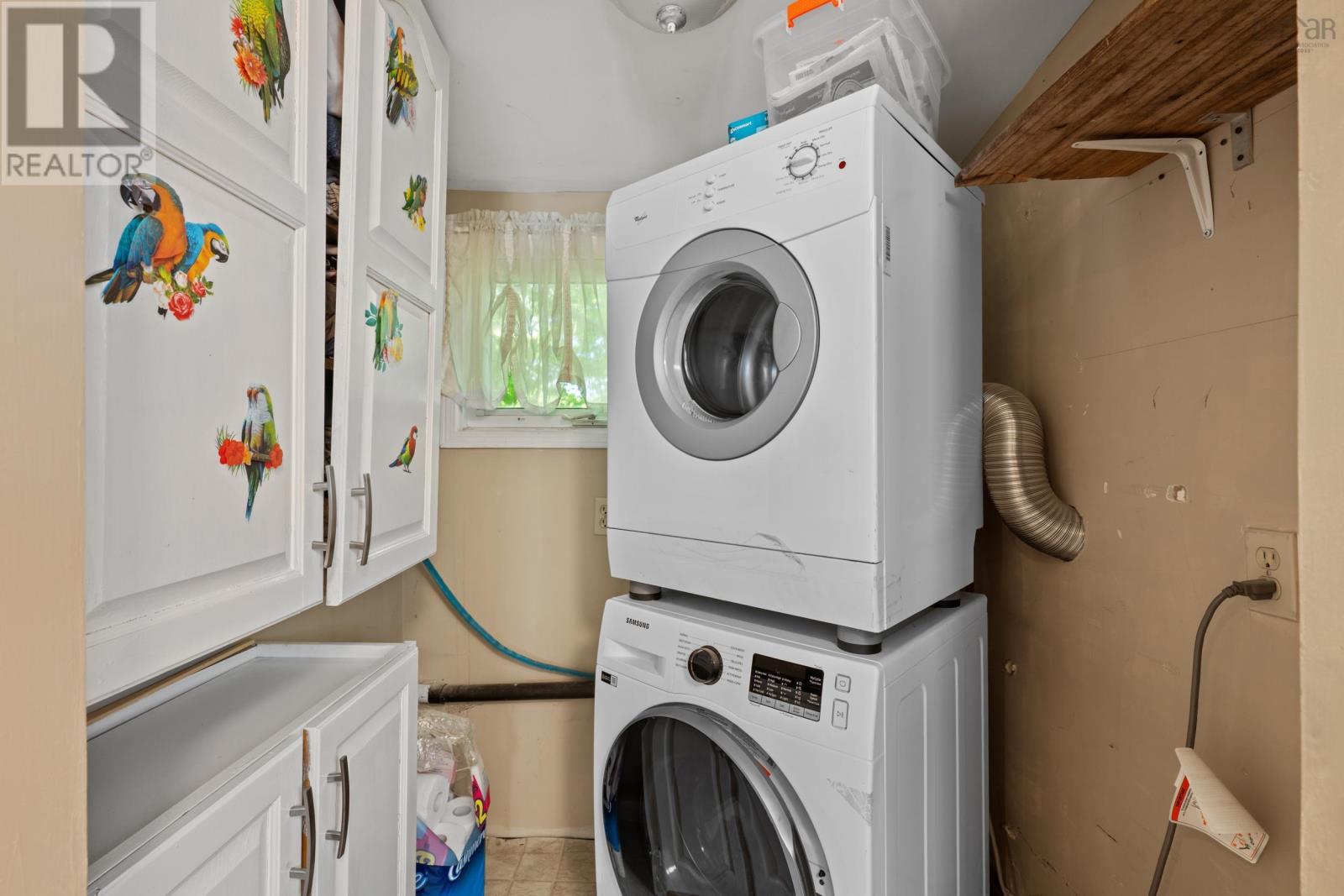 6477 Roslyn Road Property Photo 13