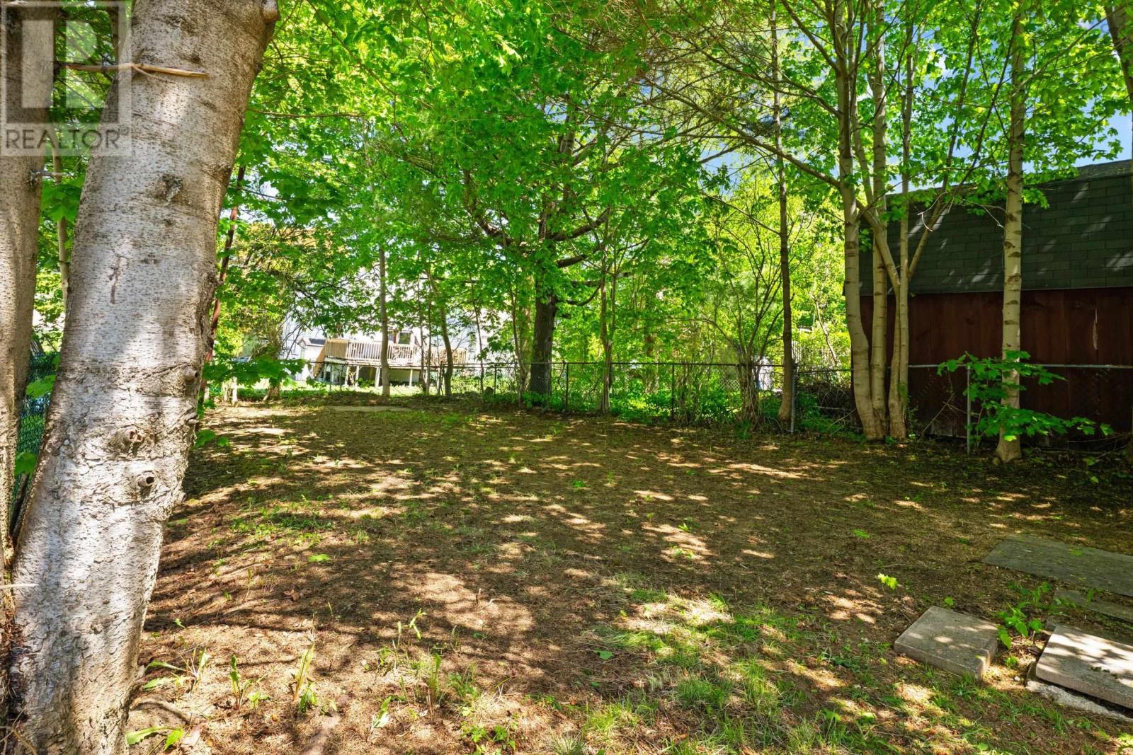 6477 Roslyn Road Property Photo 31