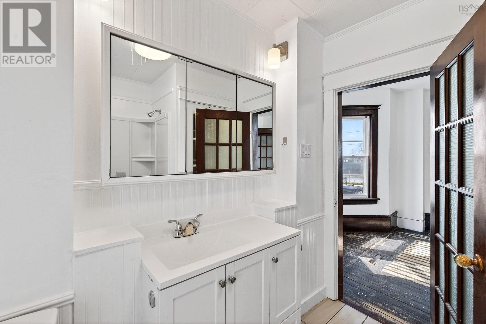 6308 Bayers Road Property Photo 10