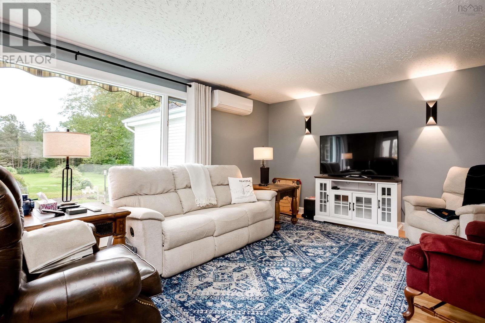 10 Connaught Ave Avenue Property Photo 10