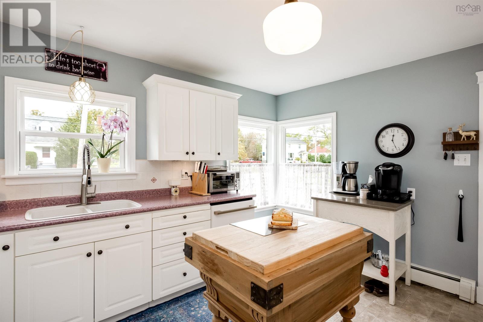 10 Connaught Ave Avenue Property Photo 13
