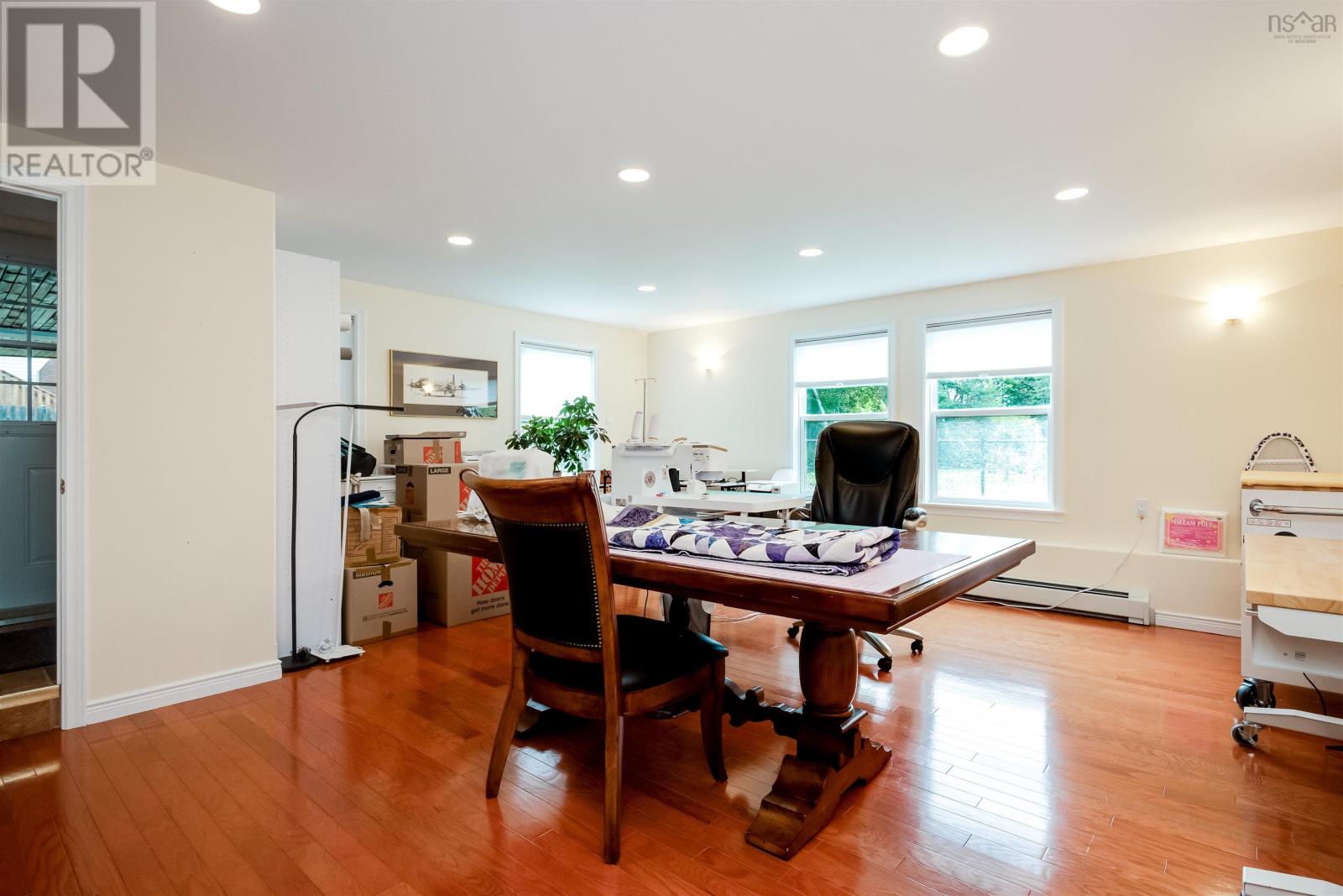 10 Connaught Ave Avenue Property Photo 22