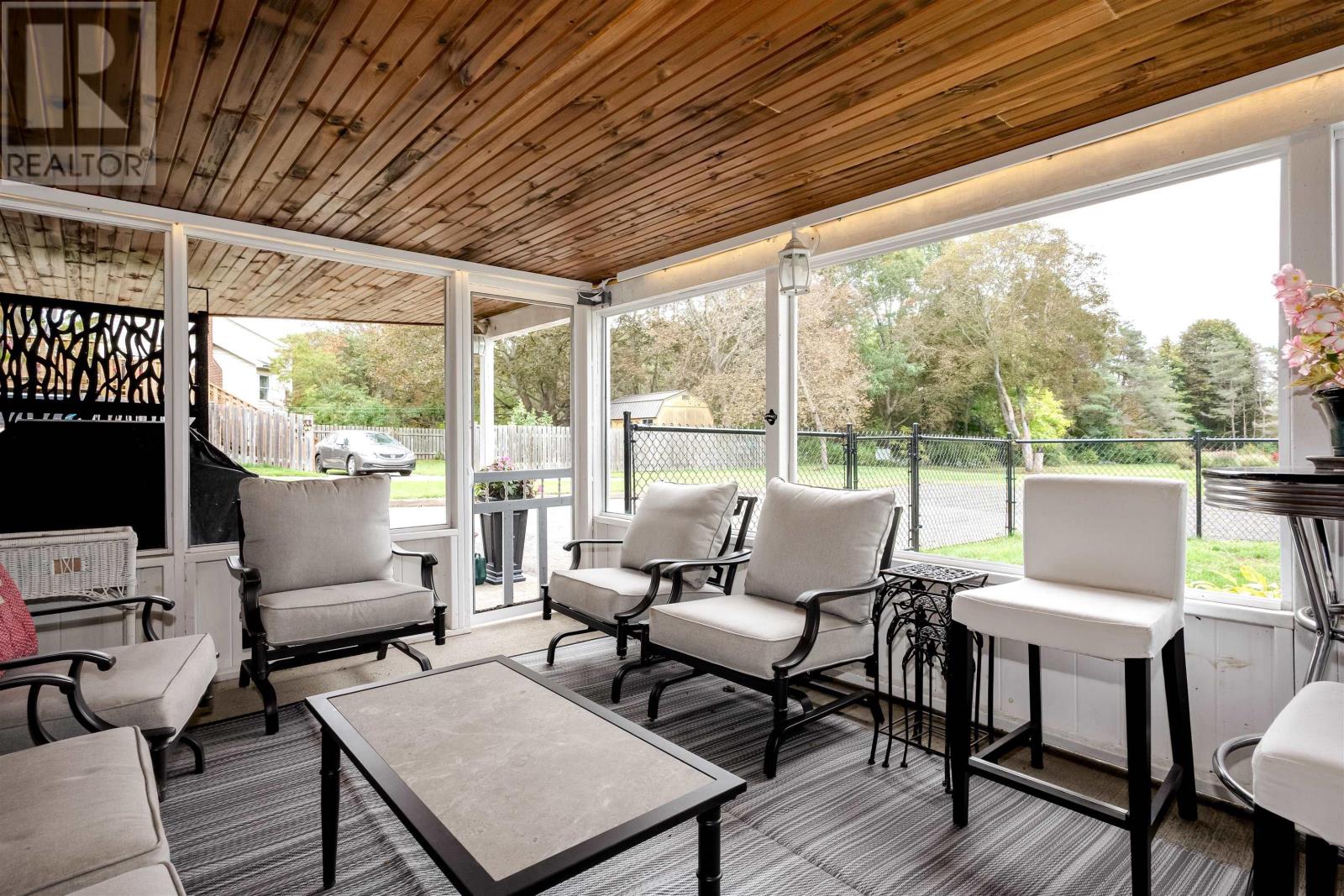 10 Connaught Ave Avenue Property Photo 25