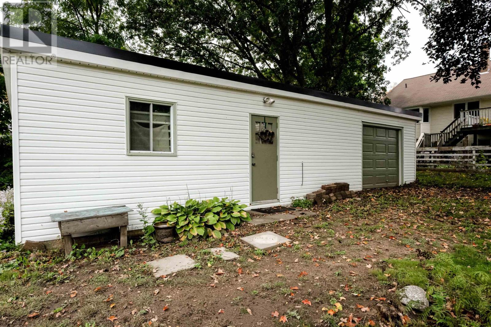 10 Connaught Ave Avenue Property Photo 29