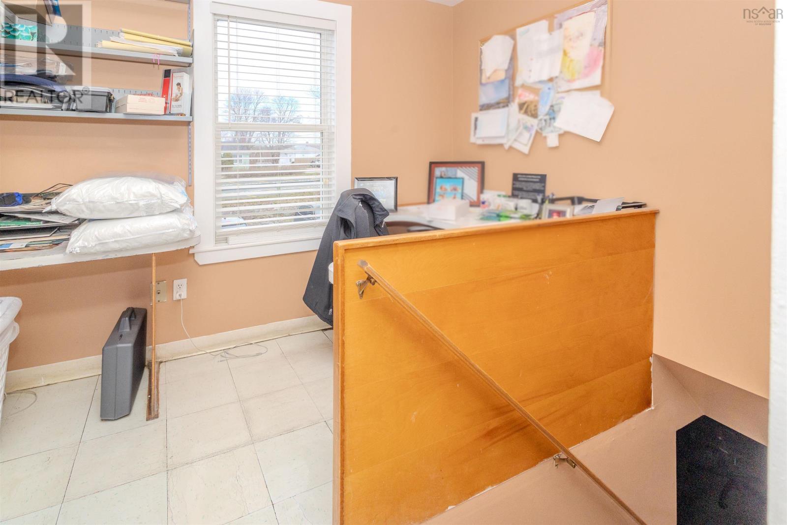 1154 Kings Road Property Photo 17