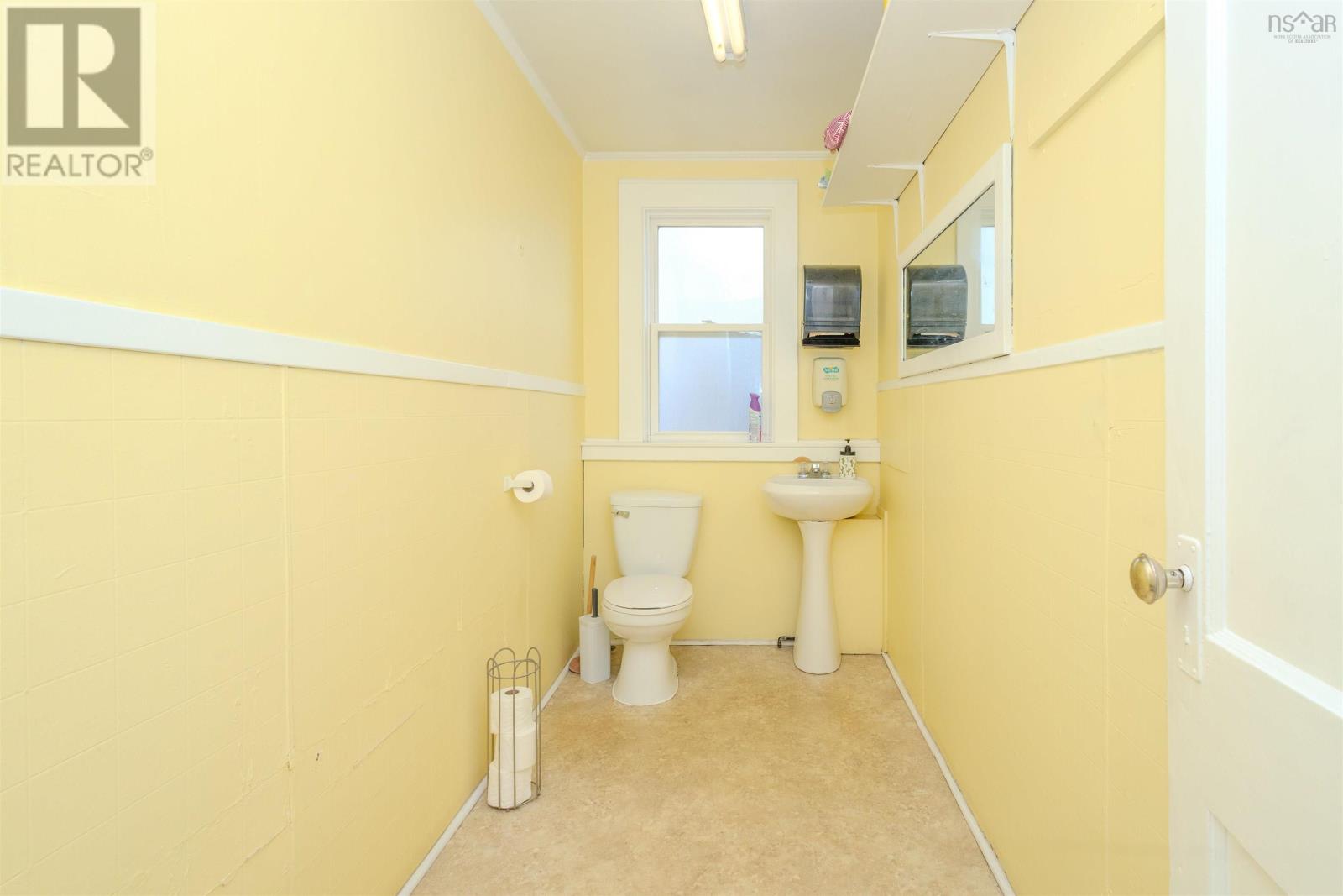 1154 Kings Road Property Photo 20