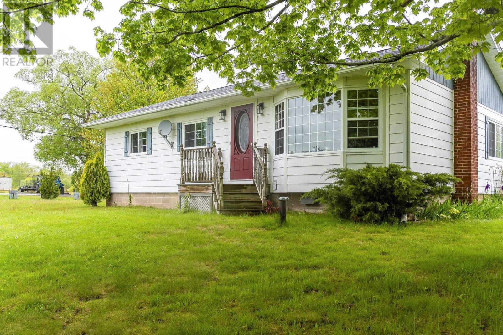 1878 Torbrook Road Property Photo 1