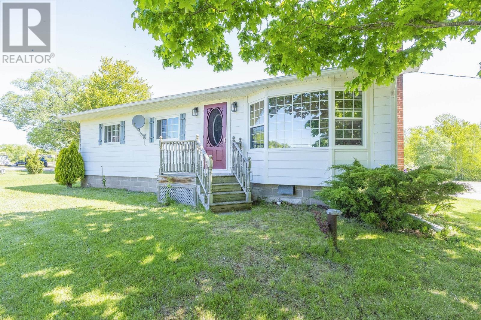 1878 Torbrook Road Property Photo 7