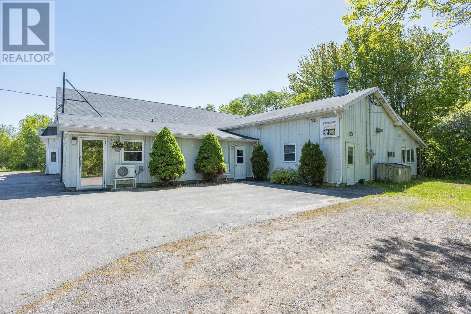 1878 Torbrook Road Property Photo 24
