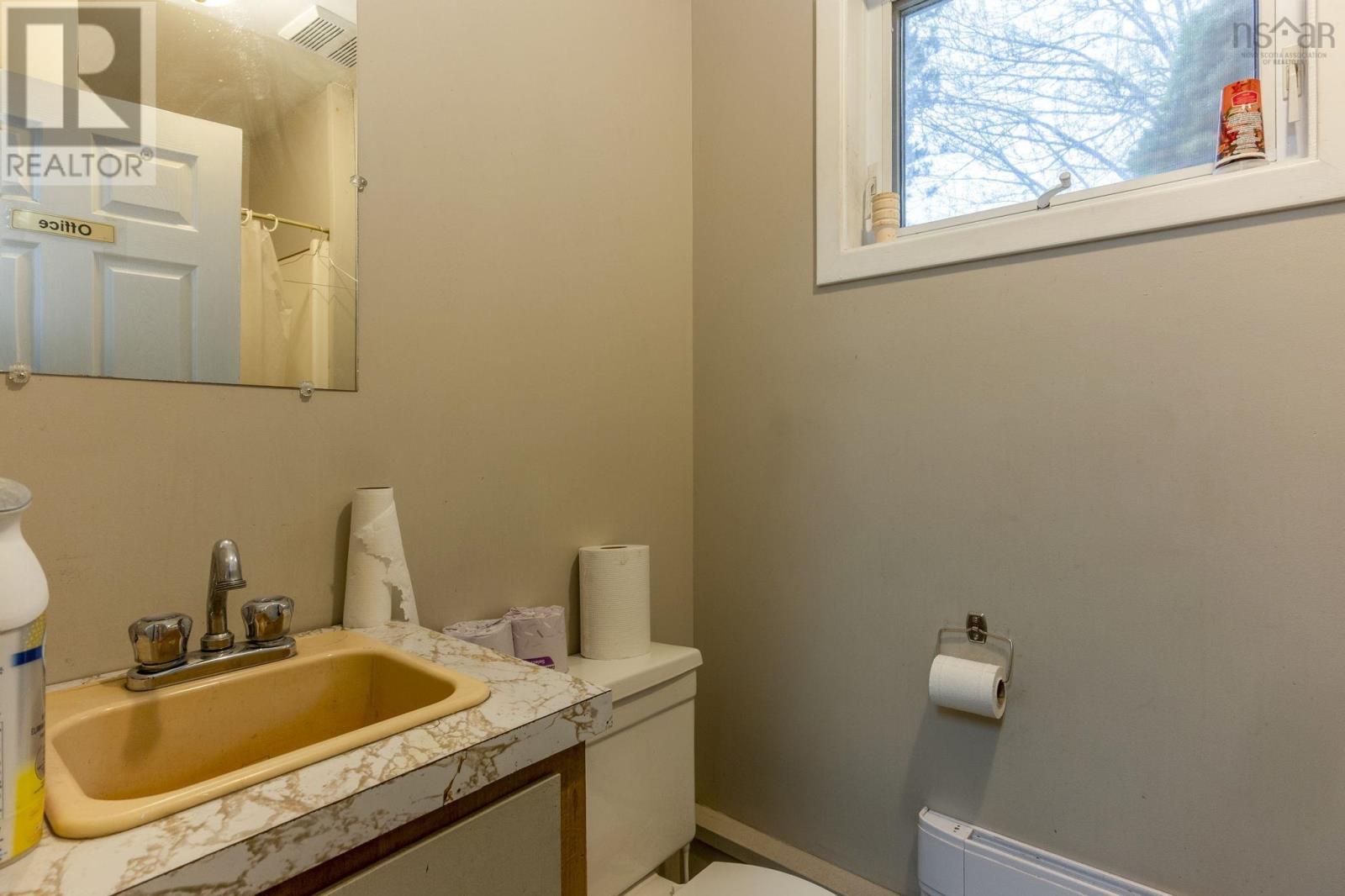 1878 Torbrook Road Property Photo 29