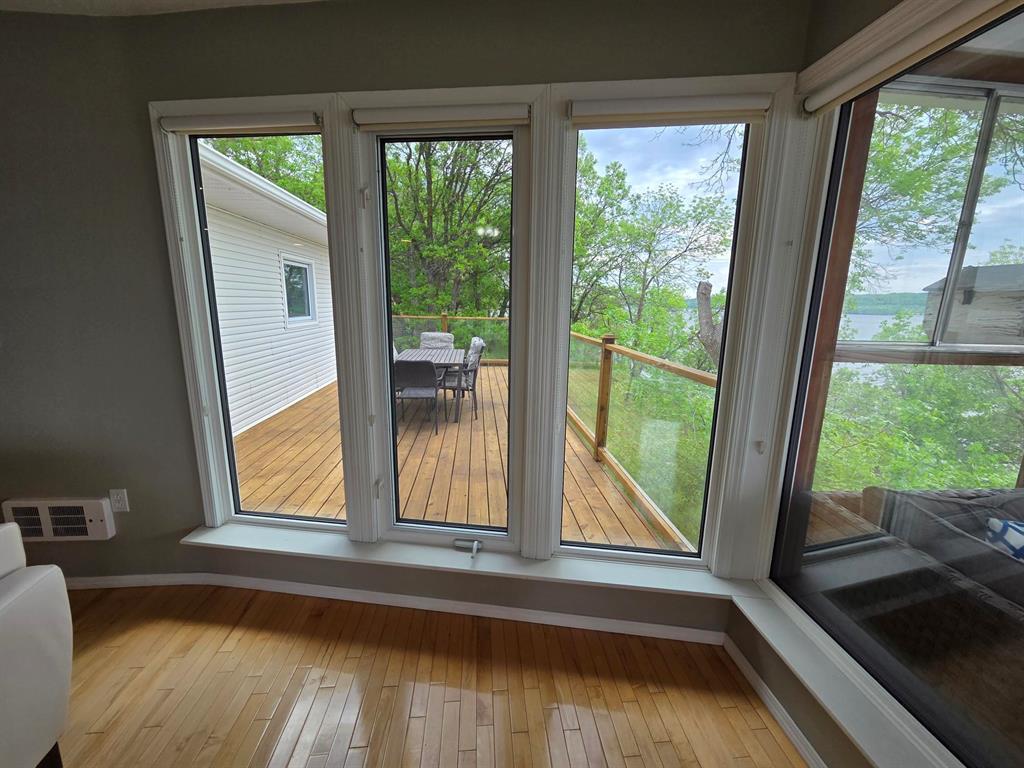 9764 Oak Drive Property Photo 14