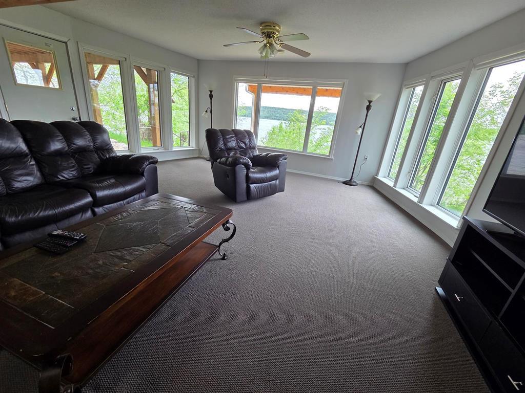 9764 Oak Drive Property Photo 22